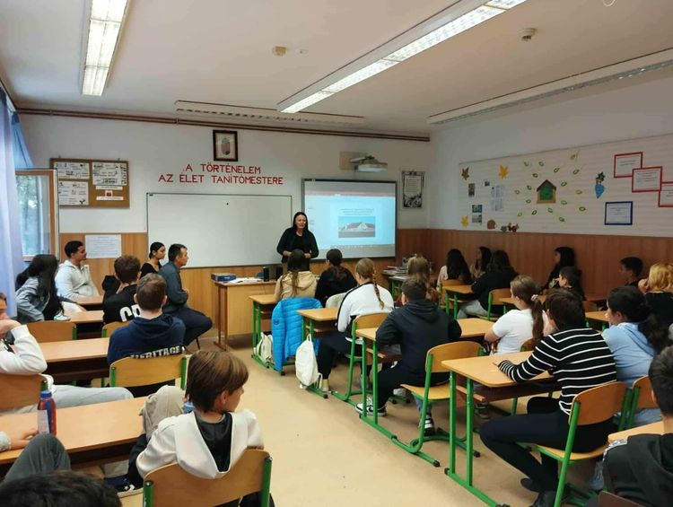 Pályaorientációs rendezvényen jártunk Csarodán.